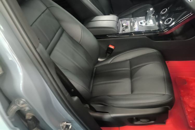 Used Land Rover Range Evoque 2020 249 PS R-DYNAMIC S Sport Edition Right Front Seat
