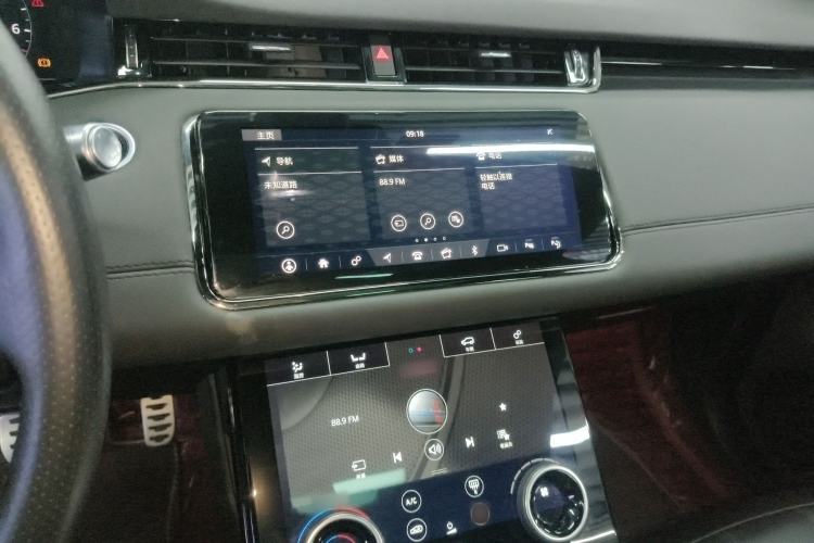 Used Land Rover Range Evoque 2020 249 PS R-DYNAMIC SE Sport Technology Edition Audio And AC Panel
