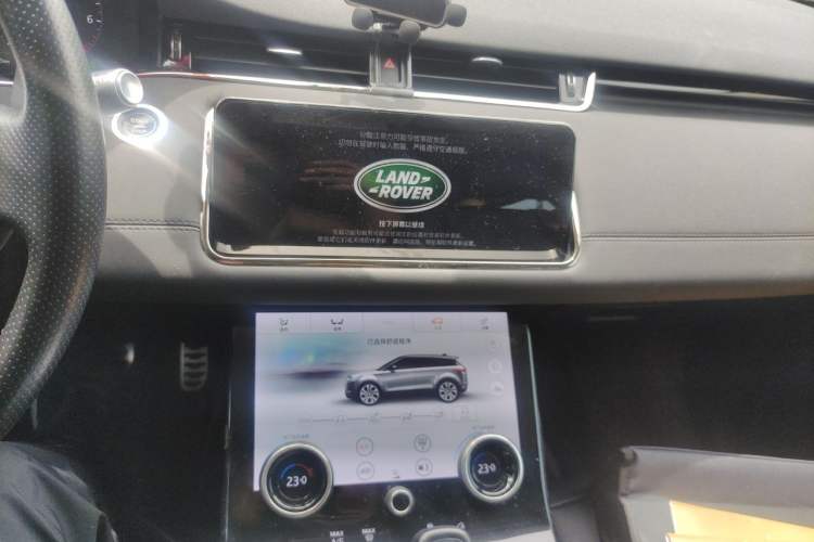 Used Land Rover Range Evoque 2020 249 PS R-DYNAMIC SE Sport Technology Edition Audio And AC Panel