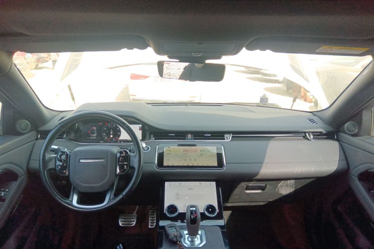 Used Land Rover Range Evoque 2020 249 PS R-DYNAMIC SE Sport Technology Edition Center Console