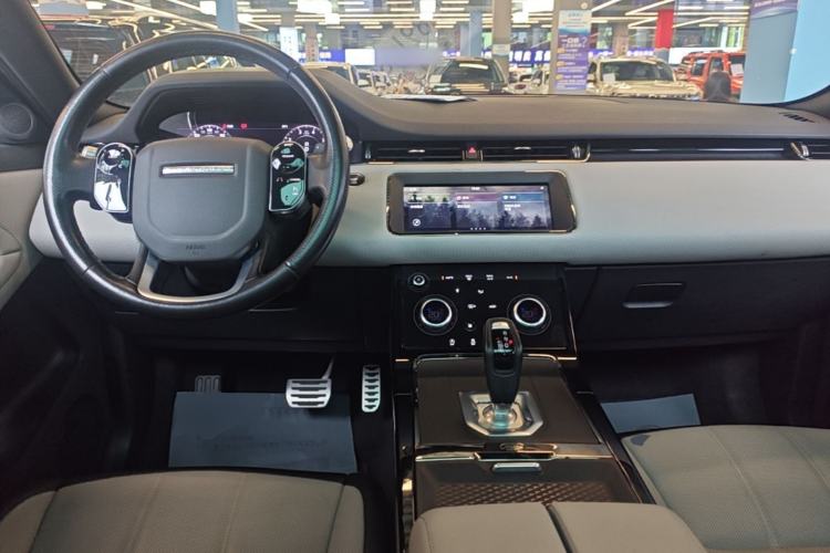 Used Land Rover Range Evoque 2020 249 PS R-DYNAMIC S Sport Edition Center Console