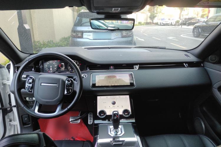Used Land Rover Range Evoque 2020 249 PS R-DYNAMIC S Sport Edition Center Console