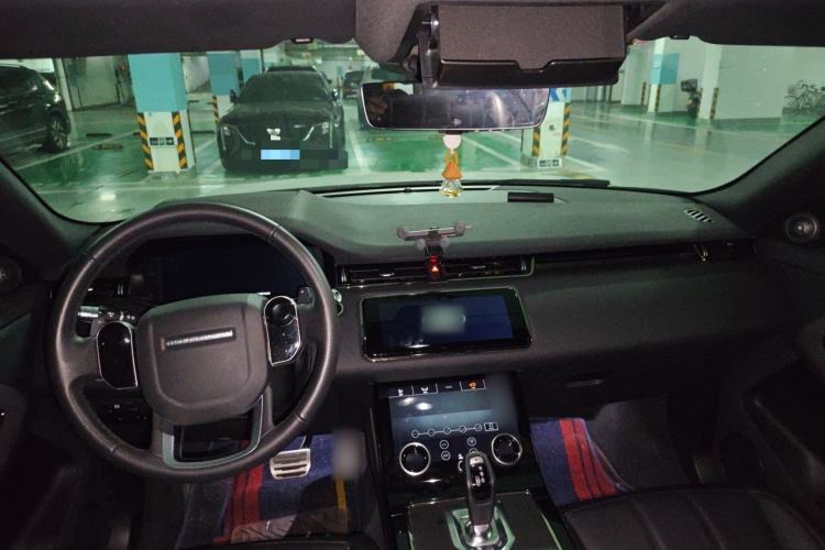 Used Land Rover Range Evoque 2020 249 PS R-DYNAMIC S Black Edition Sport Version Center Console