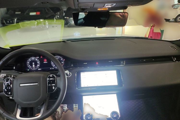 Used Land Rover Range Evoque 2020 249 PS R-DYNAMIC S Black Edition Sport Version Center Console