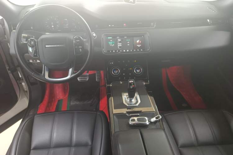 Used Land Rover Range Evoque 2020 249 PS R-DYNAMIC S Sport Edition Center Console