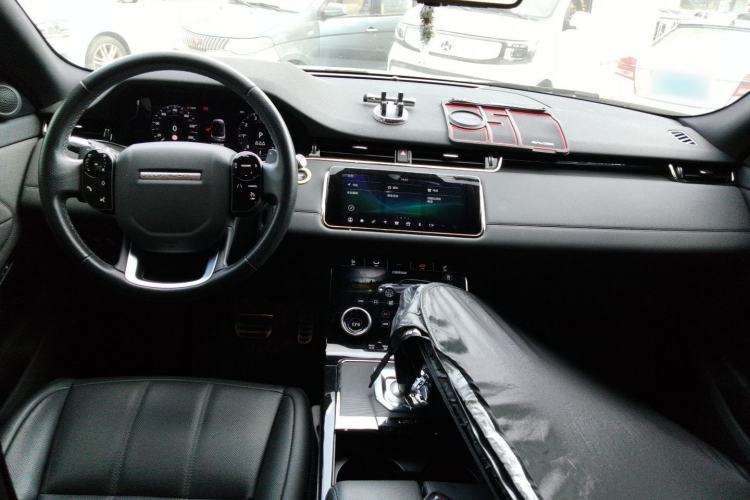 Used Land Rover Range Evoque 2020 249 PS R-DYNAMIC SE Sport Technology Edition Center Console