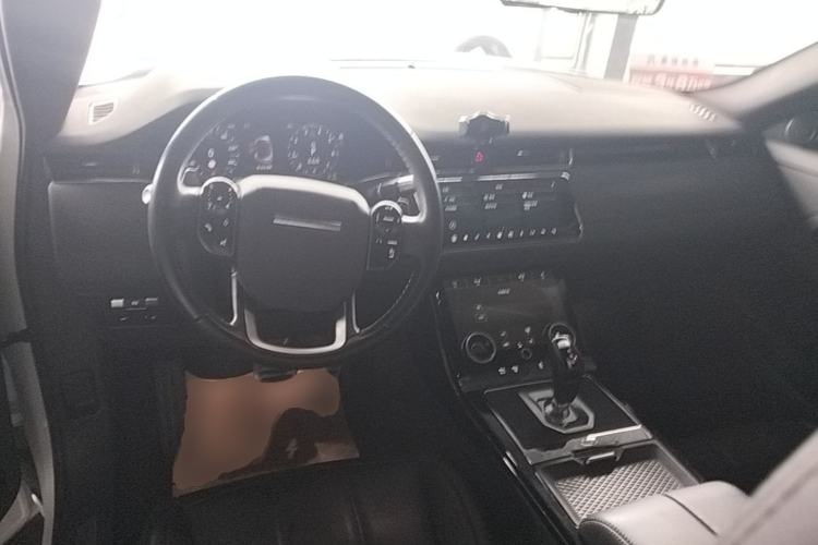 Used Land Rover Range Evoque 2020 249 PS R-DYNAMIC SE Sport Technology Edition Center Console