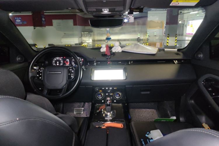 Used Land Rover Range Evoque 2020 249 PS R-DYNAMIC S Sport Edition Center Console