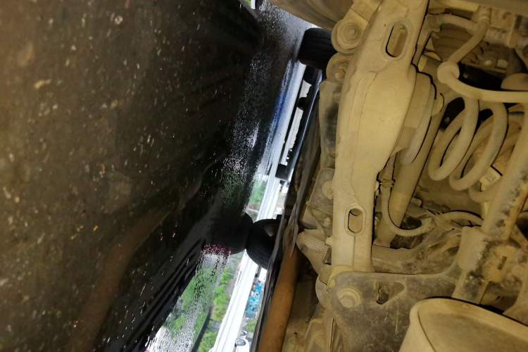 Used Land Rover Range Evoque 2020 249 PS Youth Edition Chassis Rear Left