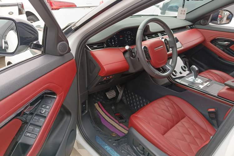 Used Land Rover Range Evoque 2020 249 PS R-DYNAMIC SE Sport Technology Edition Driver Seat