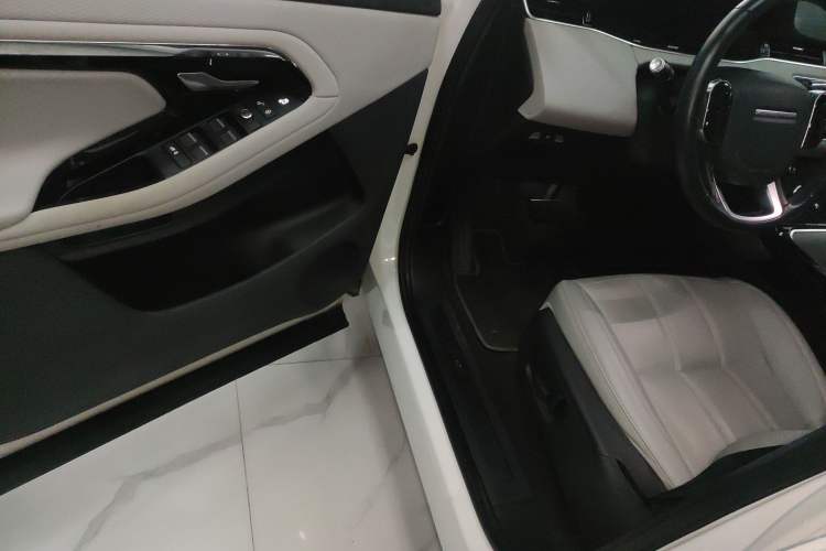 Used Land Rover Range Evoque 2020 249 PS Youth Edition Driver Seat