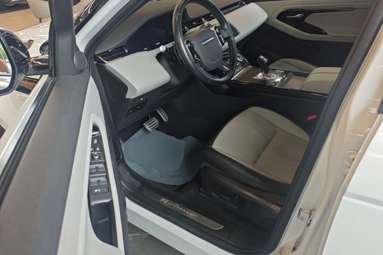 Used Land Rover Range Evoque 2020 249 PS R-DYNAMIC S Sport Edition Driver Seat