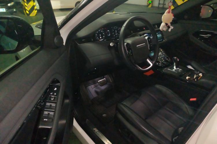 Used Land Rover Range Evoque 2020 249 PS R-DYNAMIC SE Sport Technology Edition Driver Seat