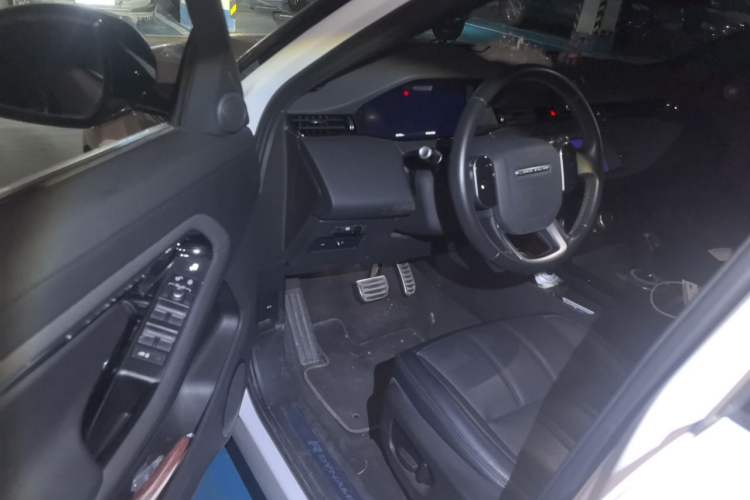 Used Land Rover Range Evoque 2020 249 PS R-DYNAMIC S Sport Edition Driver Seat