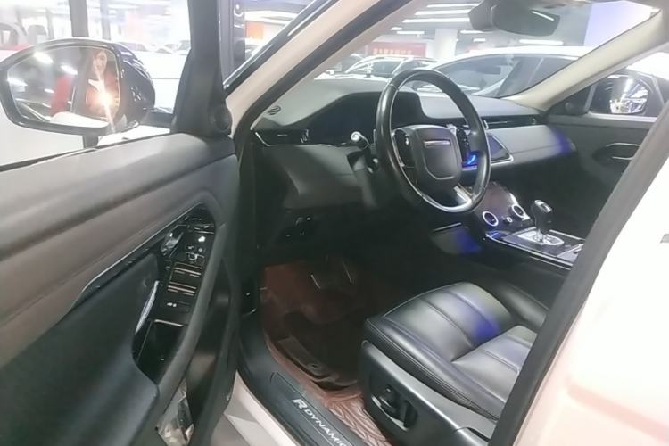 Used Land Rover Range Evoque 2020 249 PS R-DYNAMIC SE Sport Technology Edition Driver Seat