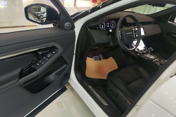 Used Land Rover Range Evoque 2020 249 PS R-DYNAMIC S Black Edition Sport Version Driver Seat