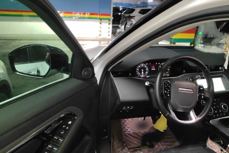 Used Land Rover Range Evoque 2020 249 PS Youth Edition Driver Seat