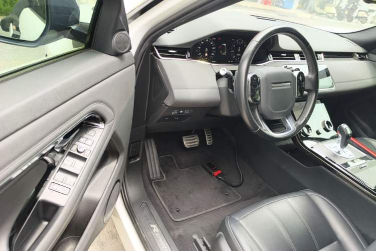 Used Land Rover Range Evoque 2020 249 PS R-DYNAMIC S Sport Edition Driver Seat