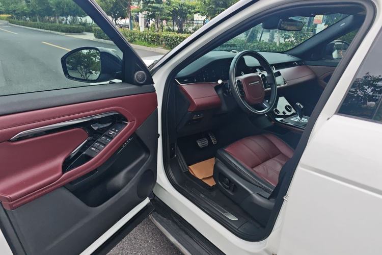 Used Land Rover Range Evoque 2020 249 PS R-DYNAMIC S Sport Edition Driver Seat