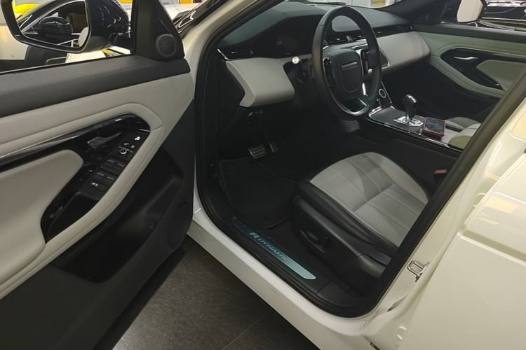 Used Land Rover Range Evoque 2020 249 PS R-DYNAMIC S Sport Edition Driver Seat