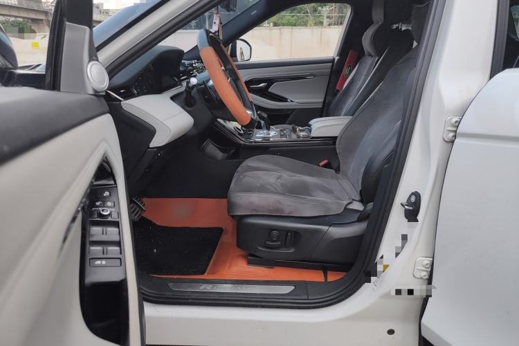Used Land Rover Range Evoque 2020 249 PS R-DYNAMIC S Blackened Sport Technology Edition Driver Seat
