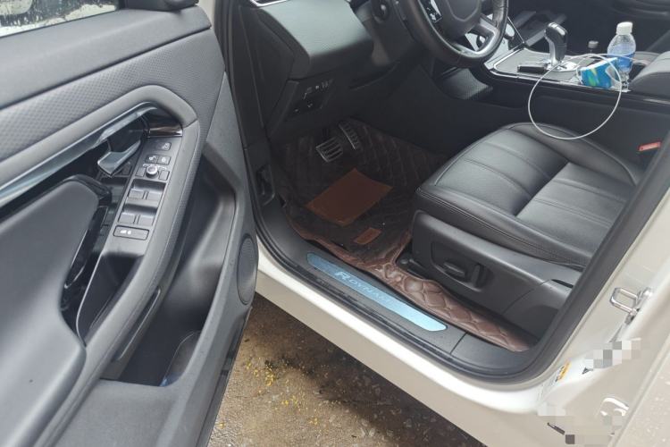 Used Land Rover Range Evoque 2020 249 PS R-DYNAMIC S Sport Edition Driver Seat