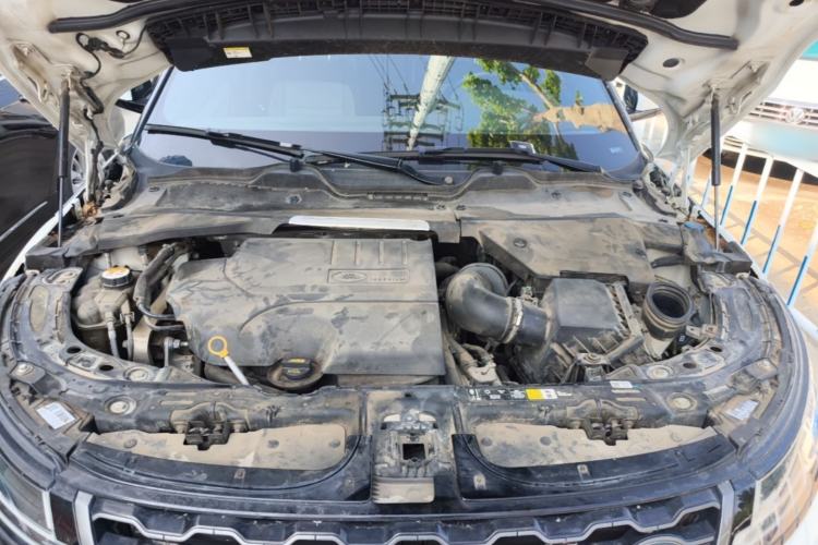 Used Land Rover Range Evoque 2020 249 PS R-DYNAMIC SE Sport Technology Edition Engine Bay