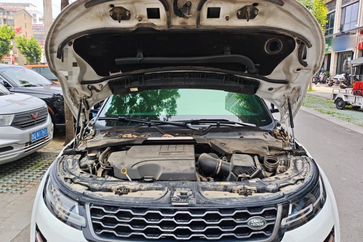 Used Land Rover Range Evoque 2020 249 PS R-DYNAMIC S Sport Edition Engine Bay