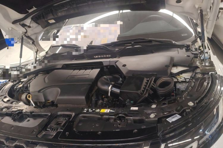 Used Land Rover Range Evoque 2020 249 PS R-DYNAMIC S Sport Edition Engine Bay