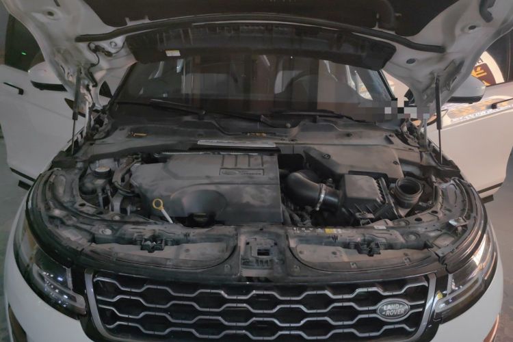 Used Land Rover Range Evoque 2020 249 PS R-DYNAMIC SE Sport Technology Edition Engine Bay