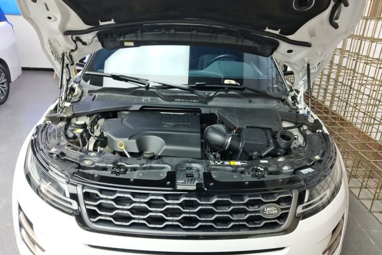 Used Land Rover Range Evoque 2020 249 PS R-DYNAMIC SE Sport Technology Edition Engine Bay