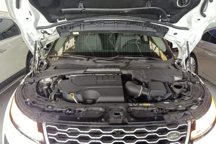 Used Land Rover Range Evoque 2020 249 PS Youth Edition Engine Bay