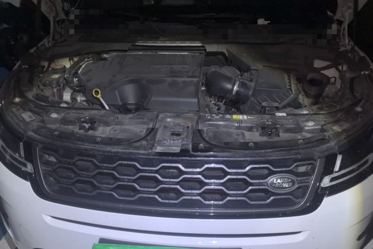 Used Land Rover Range Evoque 2020 249 PS R-DYNAMIC S Sport Edition Engine Bay