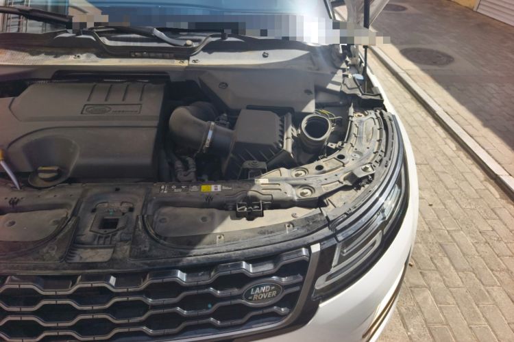 Used Land Rover Range Evoque 2020 249 PS R-DYNAMIC S Sport Edition Engine Bay Left
