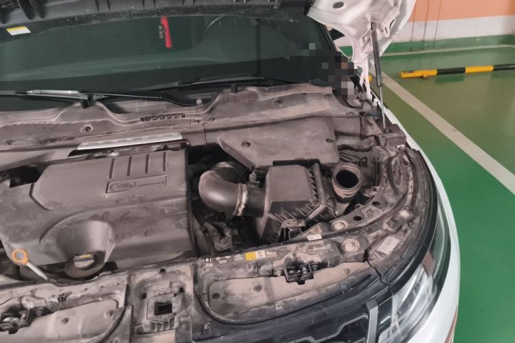 Used Land Rover Range Evoque 2020 249 PS R-DYNAMIC SE Sport Technology Edition Engine Bay Left