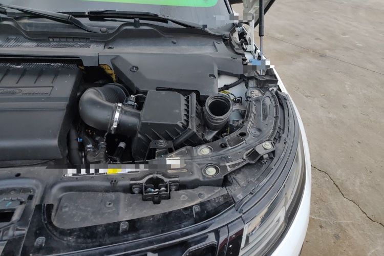 Used Land Rover Range Evoque 2020 249 PS R-DYNAMIC S Blackened Sport Technology Edition Engine Bay Left