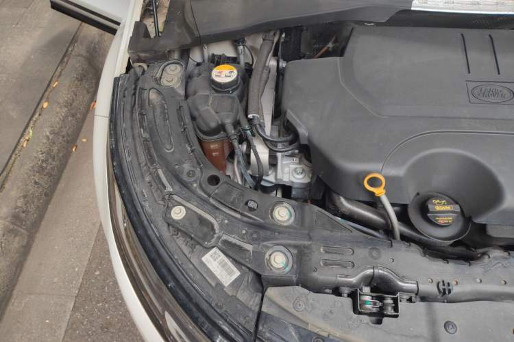 Used Land Rover Range Evoque 2020 249 PS R-DYNAMIC S Sport Edition Engine Bay Right