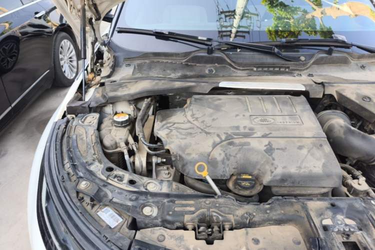 Used Land Rover Range Evoque 2020 249 PS R-DYNAMIC SE Sport Technology Edition Engine Bay Right