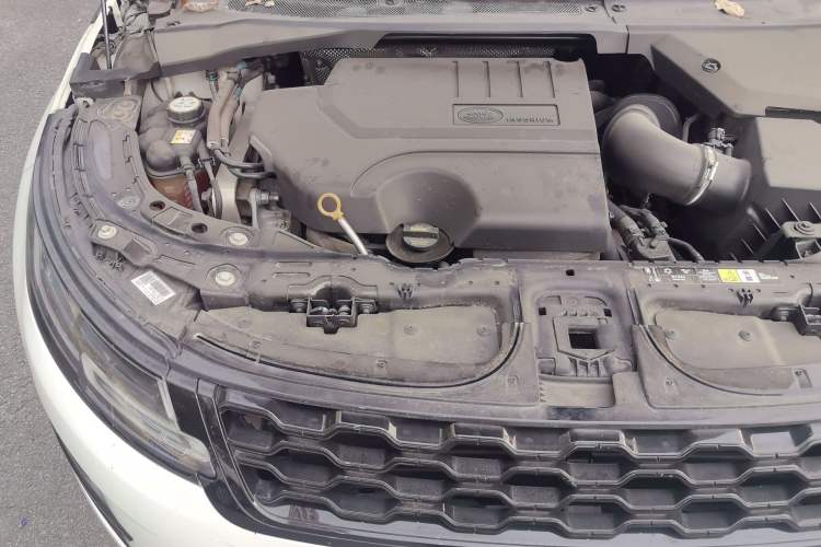 Used Land Rover Range Evoque 2020 249 PS R-DYNAMIC S Sport Edition Engine Bay Right