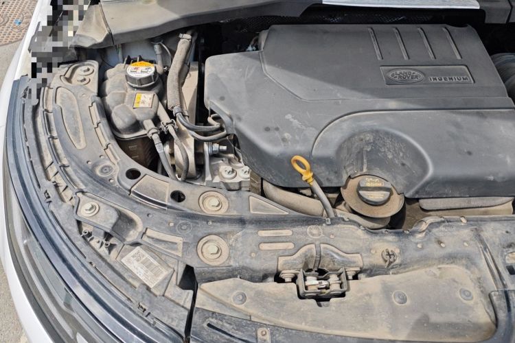 Used Land Rover Range Evoque 2020 249 PS R-DYNAMIC S Sport Edition Engine Bay Right