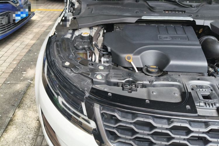 Used Land Rover Range Evoque 2020 249 PS R-DYNAMIC SE Sport Technology Edition Engine Bay Right