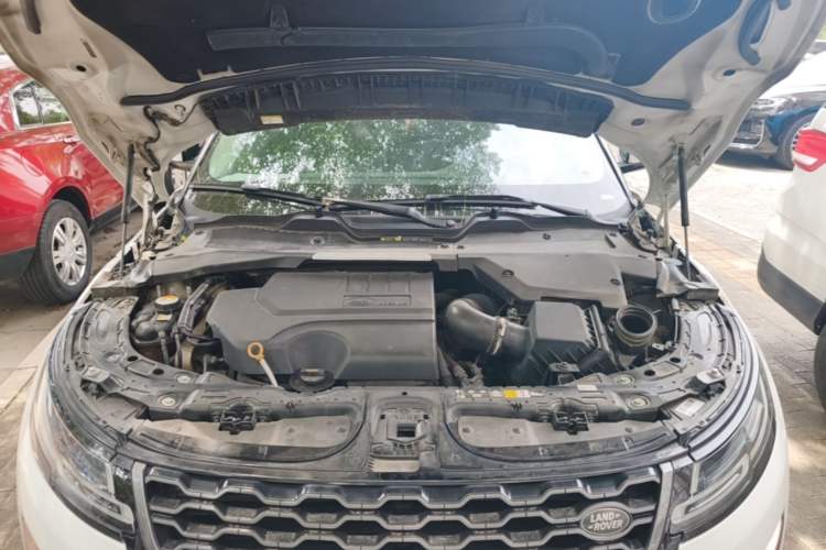 Used Land Rover Range Evoque 2020 249 PS R-DYNAMIC SE Sport Technology Edition Engine Bay
