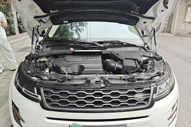 Used Land Rover Range Evoque 2020 249 PS R-DYNAMIC SE Sport Technology Edition Engine Bay