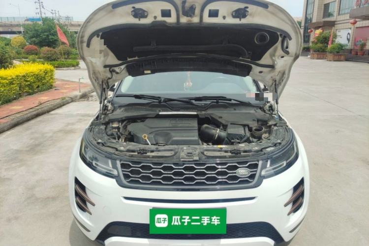 Used Land Rover Range Evoque 2020 249 PS R-DYNAMIC SE Sport Technology Edition Engine Bay