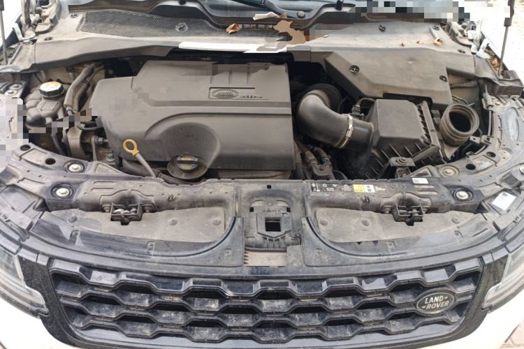 Used Land Rover Range Evoque 2020 249 PS R-DYNAMIC S Sport Edition Engine Bay