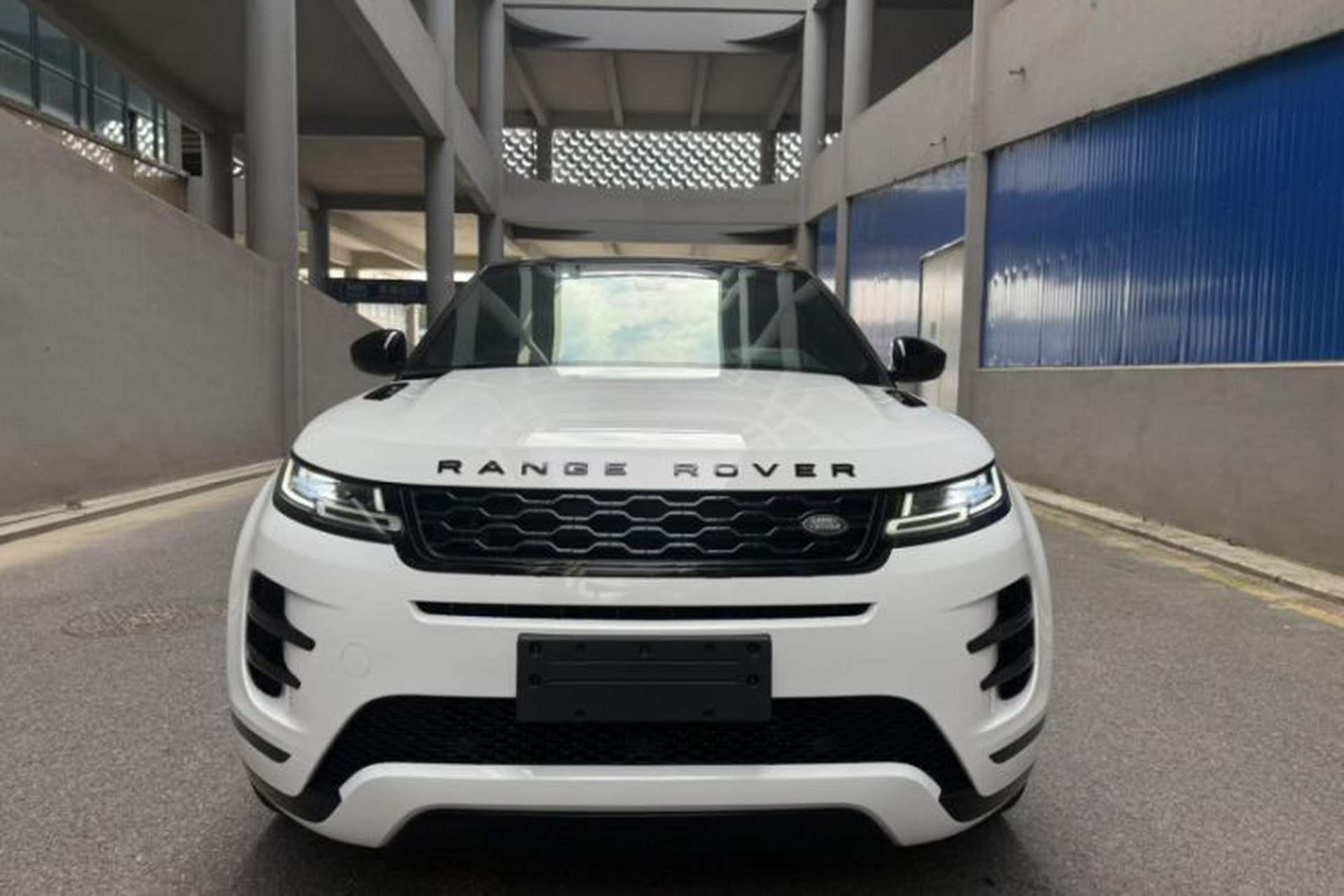 Used Land Rover Range Evoque 2020 249 PS R-DYNAMIC S Black Edition Sport Version Exterior 1
