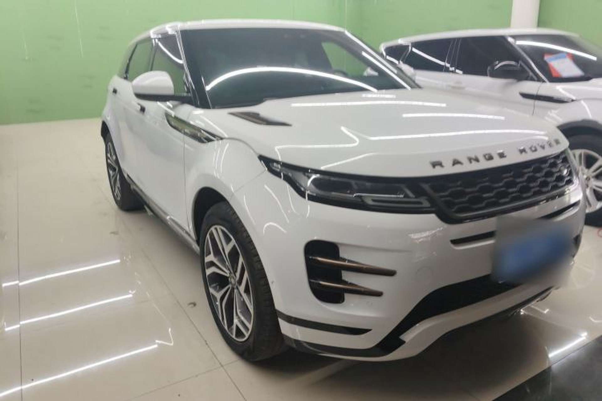 Used Land Rover Range Evoque 2020 249 PS R-DYNAMIC S Sport Edition Exterior 1