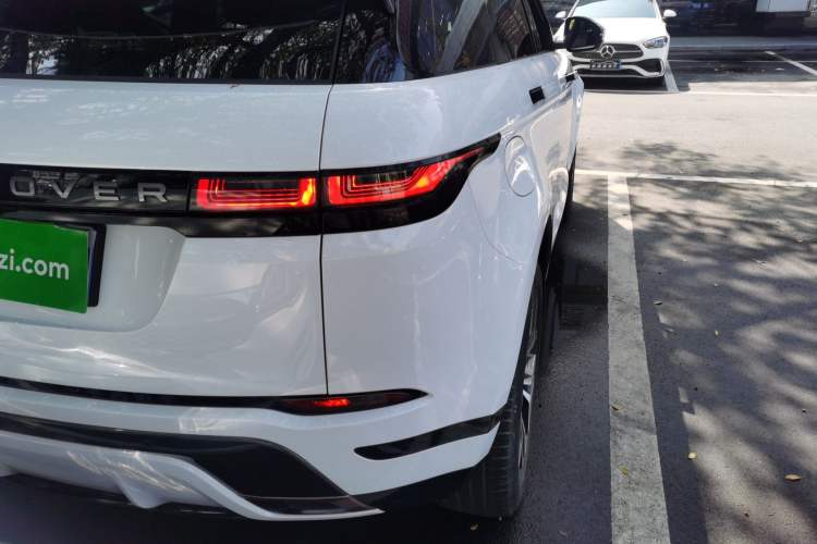 Used Land Rover Range Evoque 2020 249 PS R-DYNAMIC S Sport Edition Exterior 3