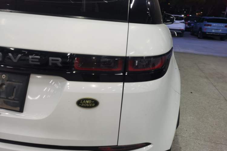 Used Land Rover Range Evoque 2020 249 PS R-DYNAMIC S Sport Edition Exterior 3