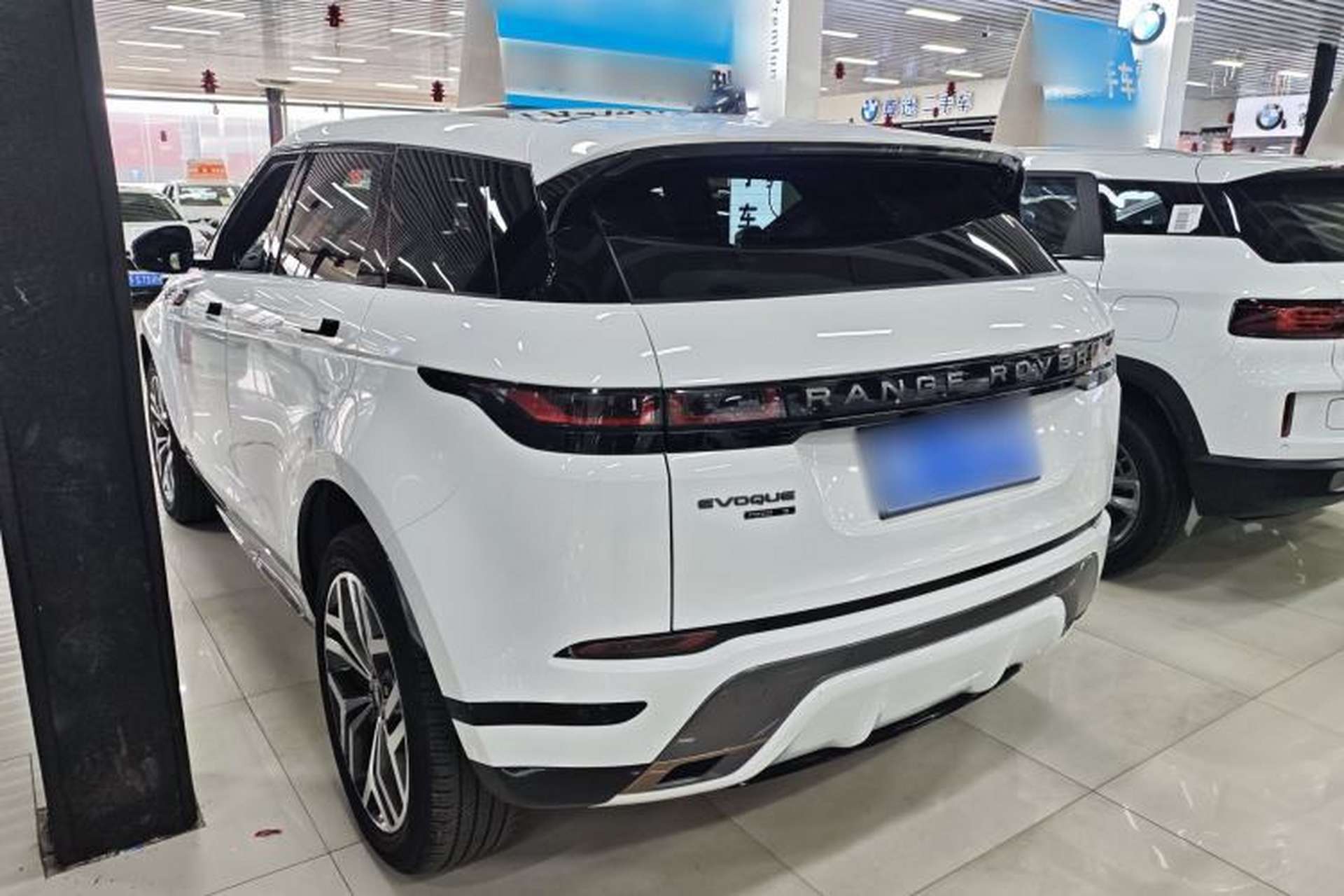 Used Land Rover Range Evoque 2020 249 PS R-DYNAMIC S Sport Edition Exterior 3